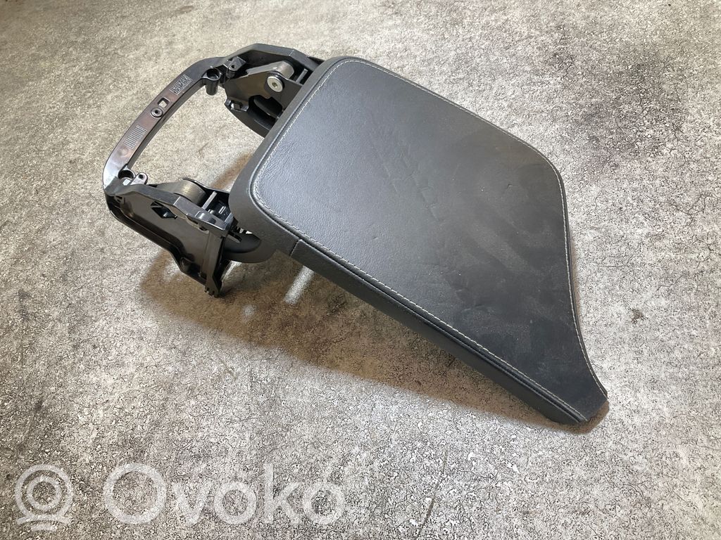 Volvo XC90 Armrest 