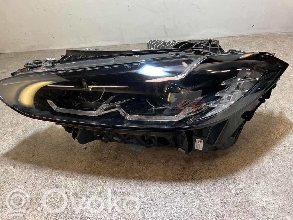 BMW i4 Headlight/headlamp 