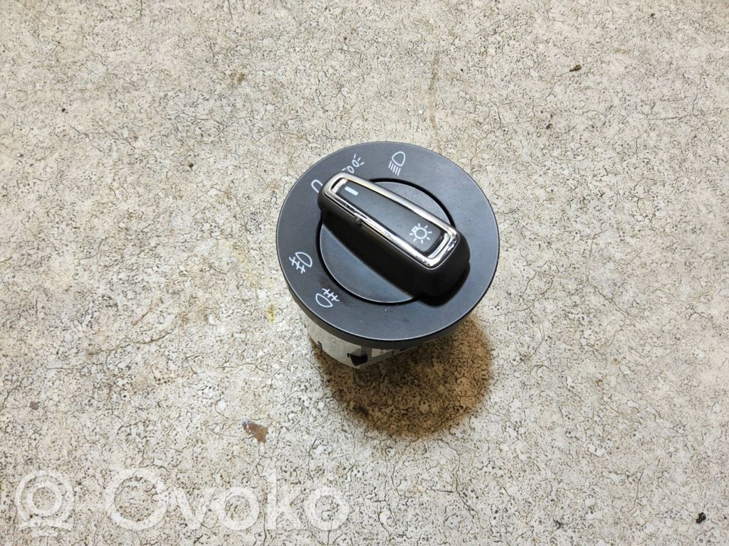 Skoda Rapid (NH) Light switch 