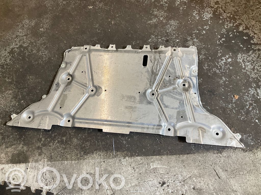 BMW i4 Engine splash shield/under tray 