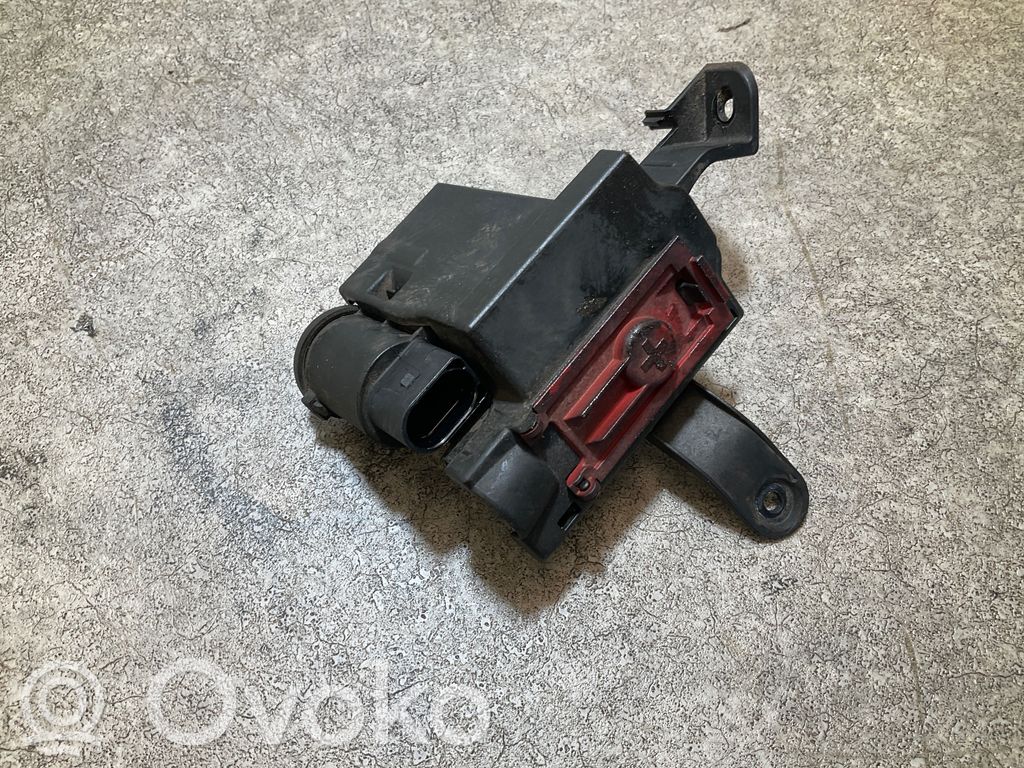Audi A4 S4 B9 Current control relay 