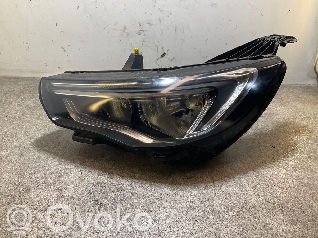 Opel Grandland X Priekšējais lukturis 