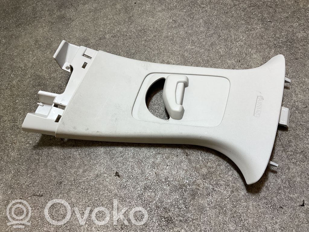 Ford Focus Pilar (B) (superior) 