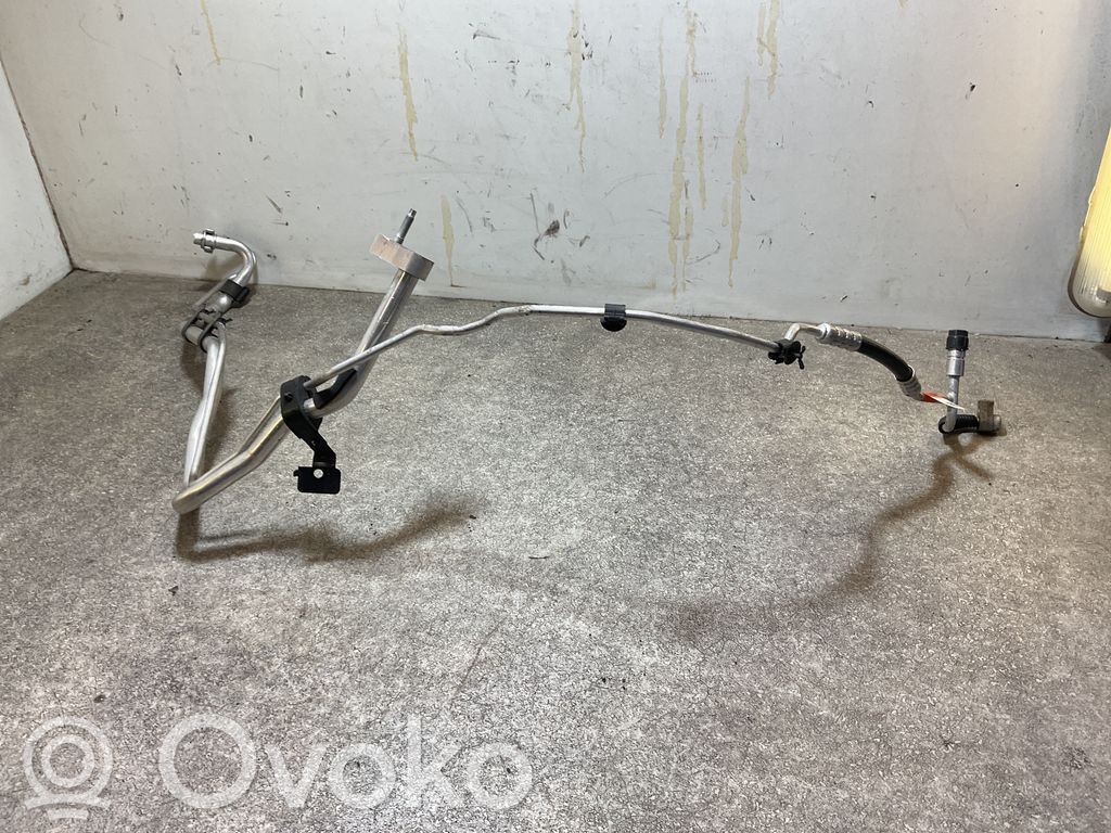 Ford Focus Ilmastointilaitteen putki (A/C) 