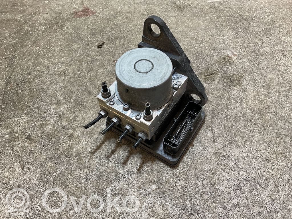 Bomba de ABS   1EA614517AR,A025B560,1EA614517