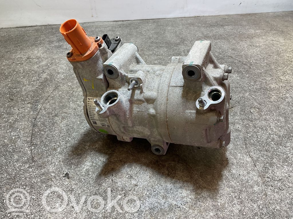 Citroen C4 III e-C4 Klimakompressor Pumpe 