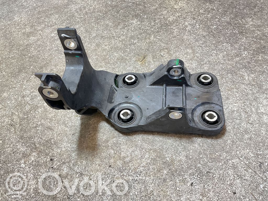 Ford Mach-E I A/C compressor mount bracket 