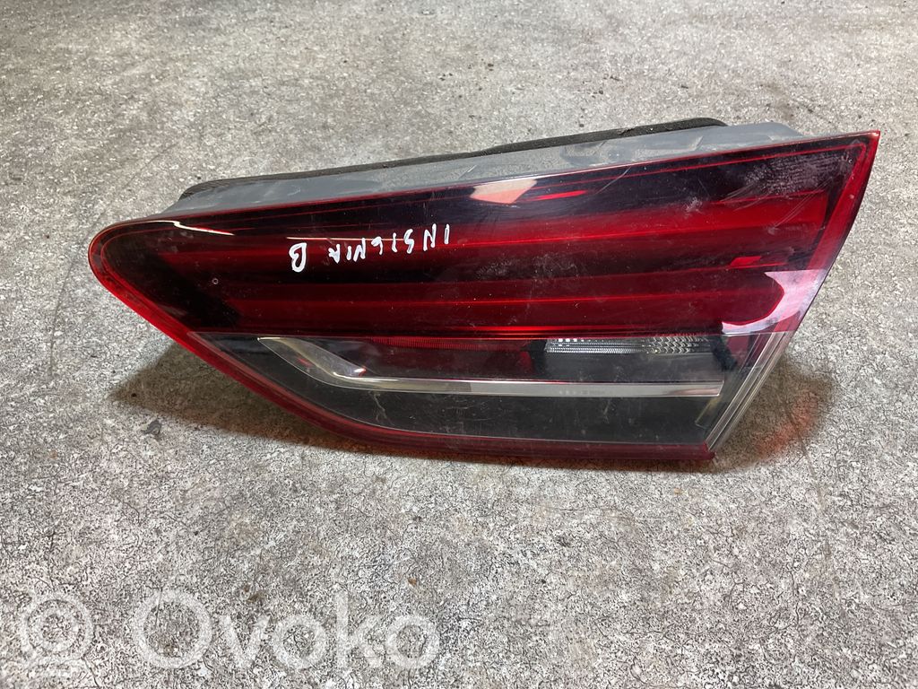 Lampy tylnej klapy bagażnika   39148317,20660211