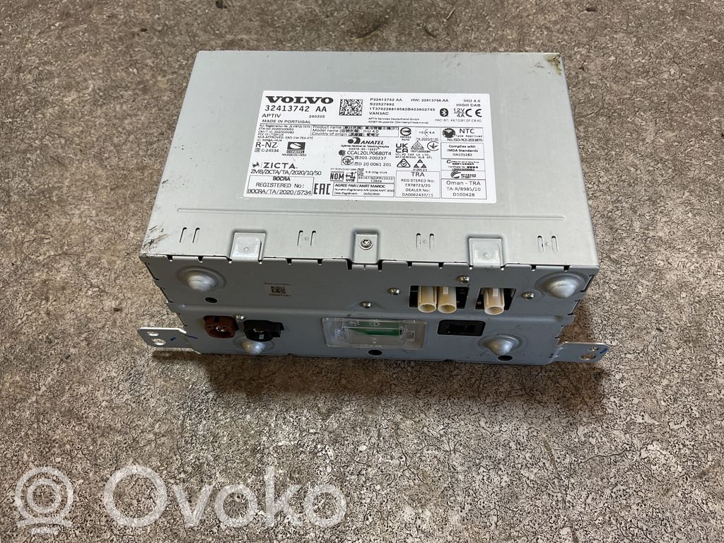 Volvo XC40 Radio/CD/DVD/GPS head unit 