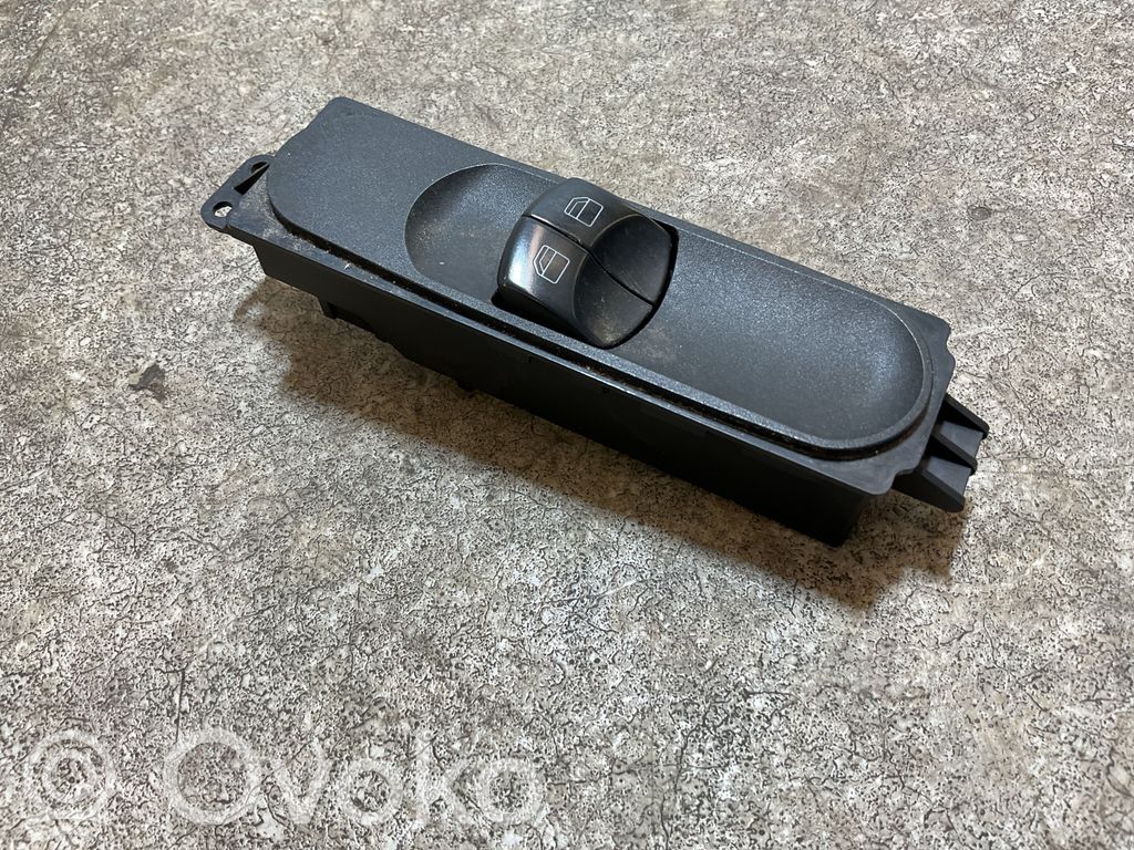 Przyciski szyb   A9065451513,Q07ZGS002,5826049