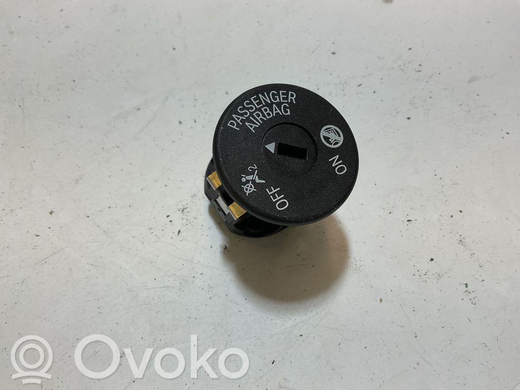 BMW 3 G20 G21 Comutator pornit/oprit airbag pasager 