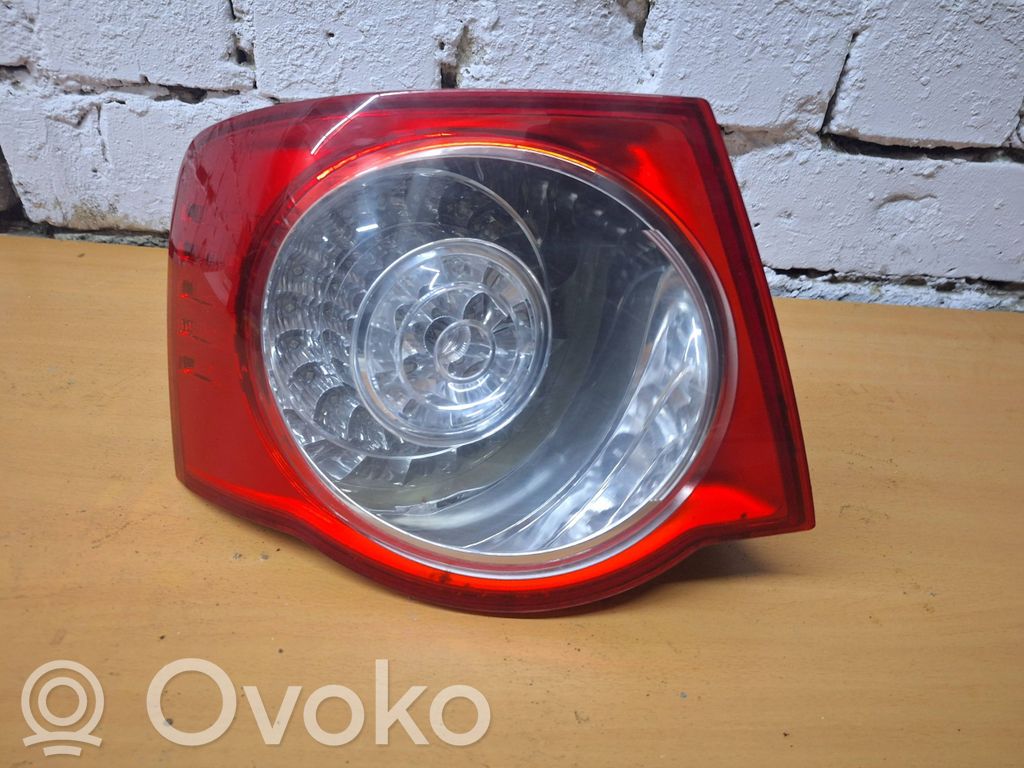 Volkswagen Jetta V Luci posteriori 