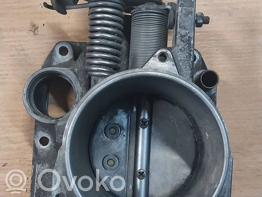 BMW 5 E34 Droseļvārsts 