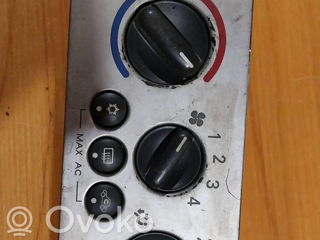 Opel Meriva A Panel klimatyzacji 