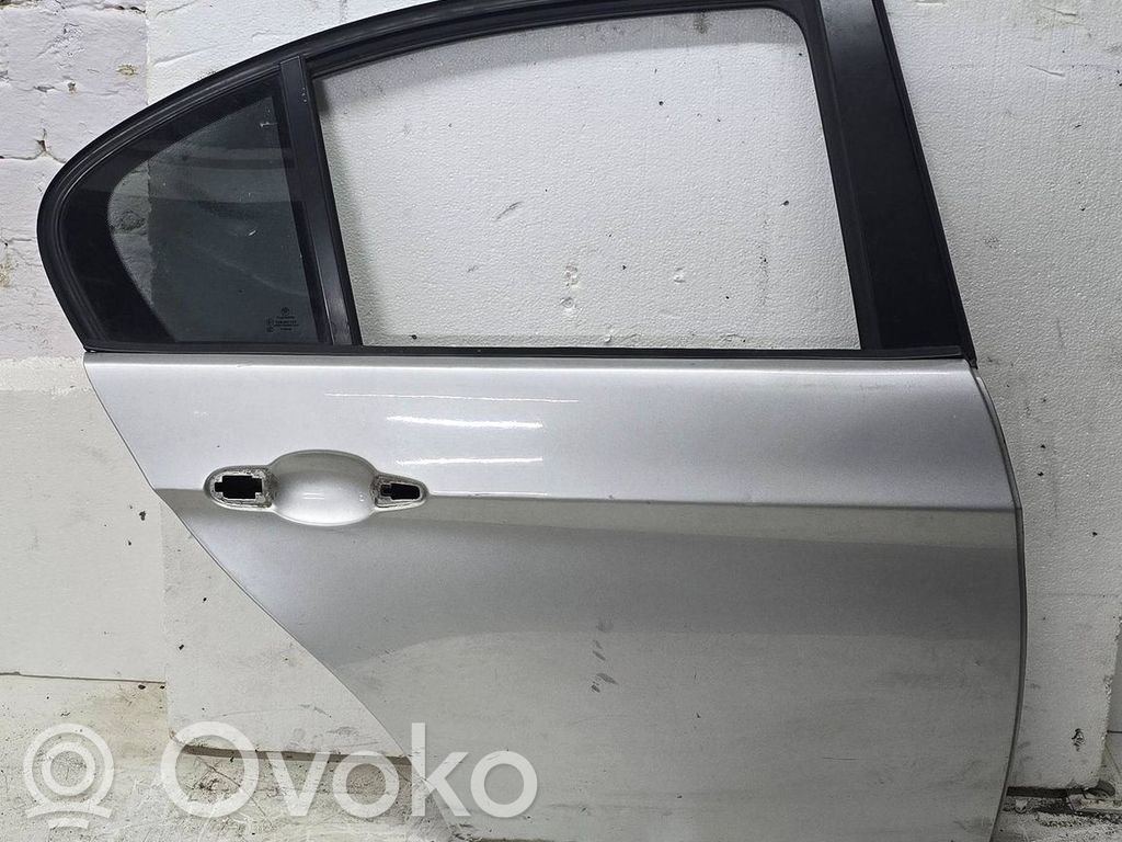 Rear door
