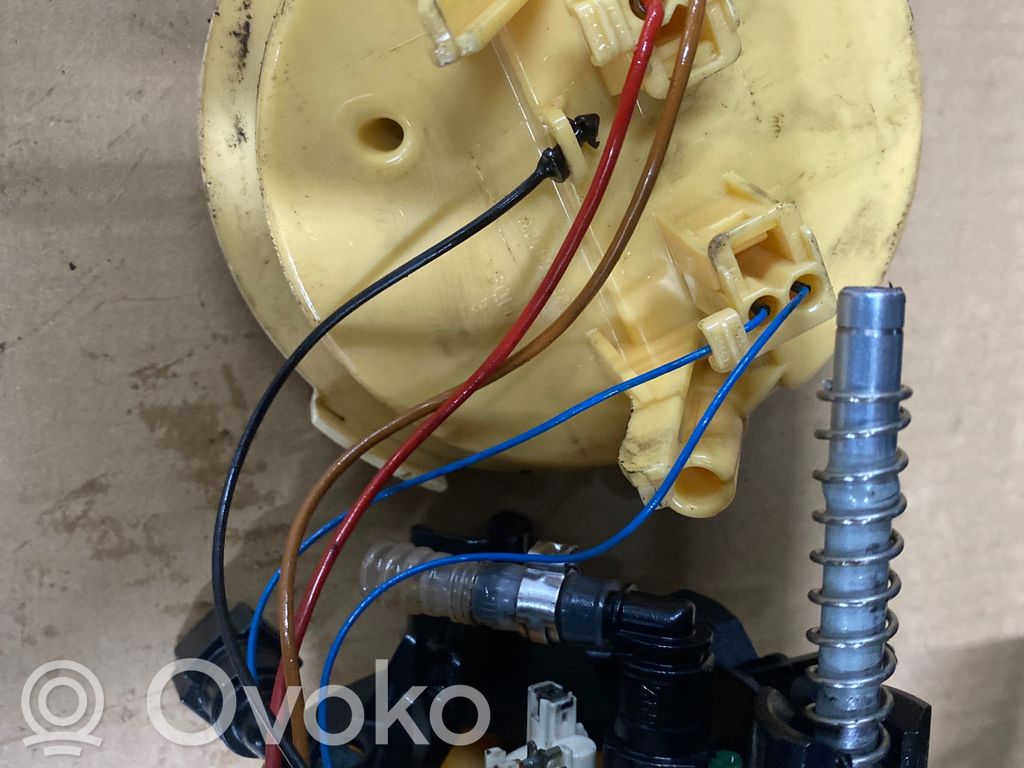 BMW 1 E82 E88 Fuel injection high pressure pump 
