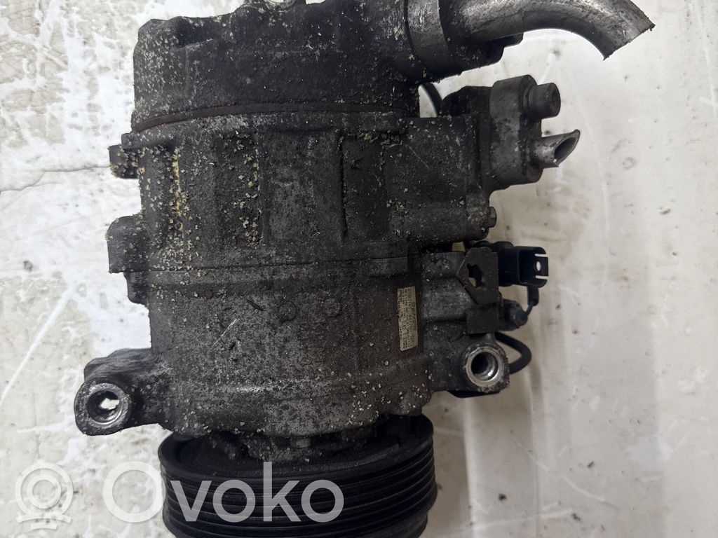 BMW 1 E82 E88 Ilmastointilaitteen kompressorin pumppu (A/C) 