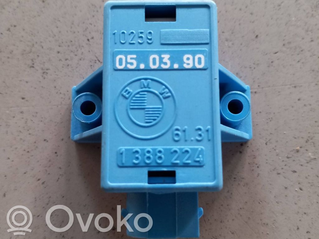 BMW 5 E34 Airbag deployment crash/impact sensor 
