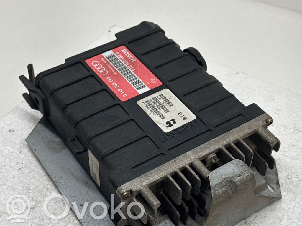 Engine control unit/module   443907311C,0261200273