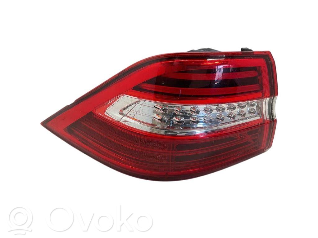 Lampa tylna   A1669063301,YAP4722913