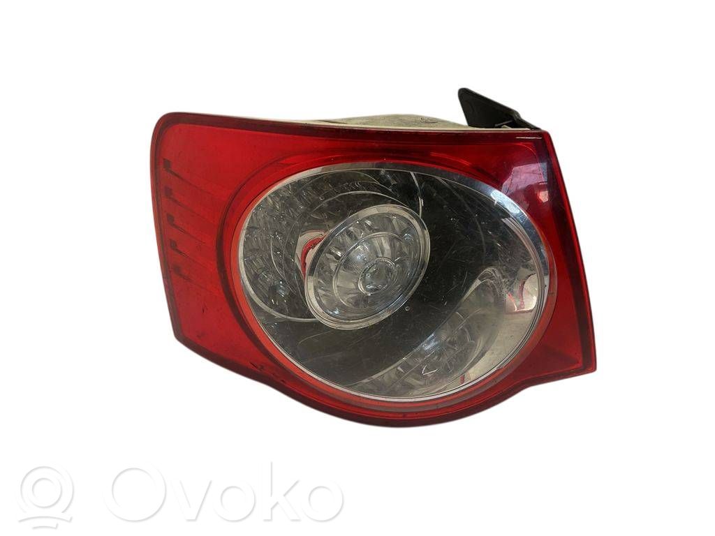 Volkswagen Jetta V Luci posteriori 
