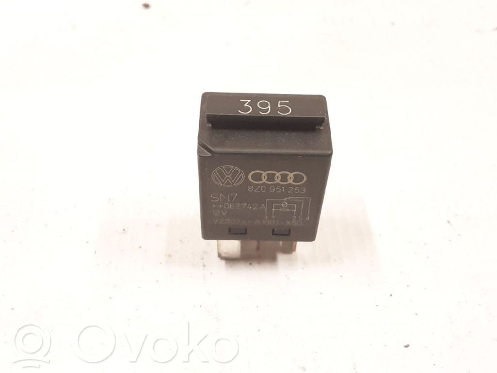 Audi A6 S6 C6 4F Inne przekaźniki 