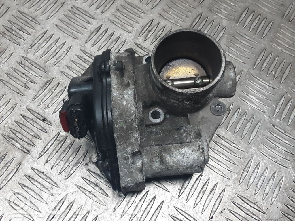Ford Fiesta Droseļvārsts 