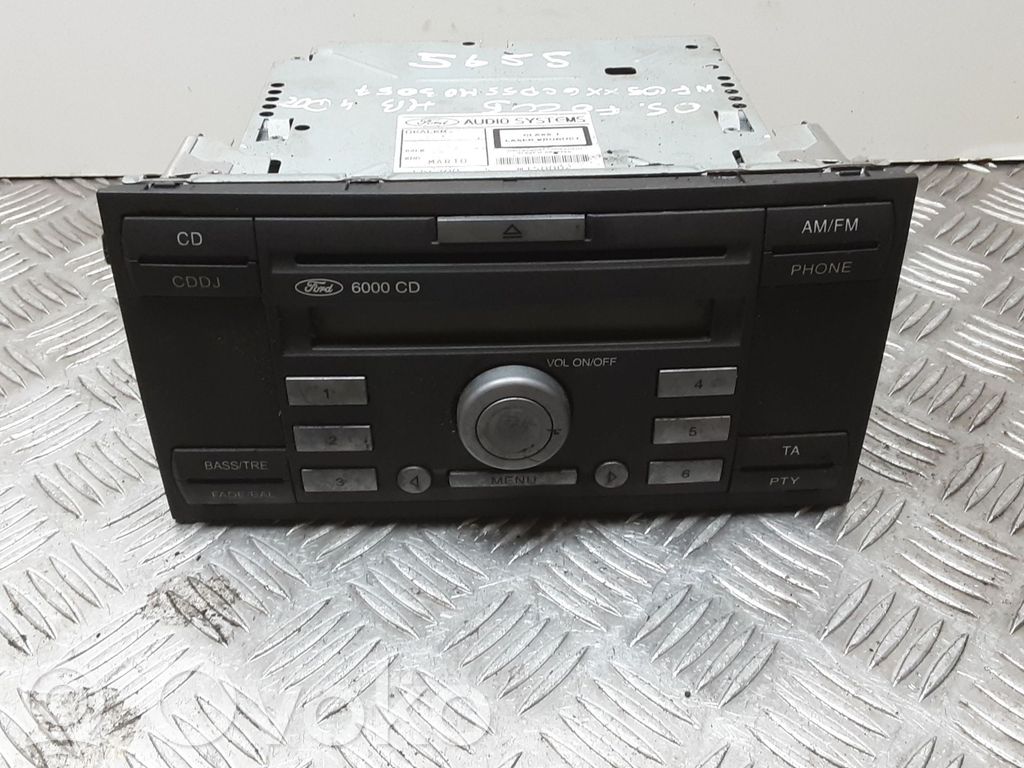 Ford Focus Radio / CD-Player / DVD-Player / Navigation 