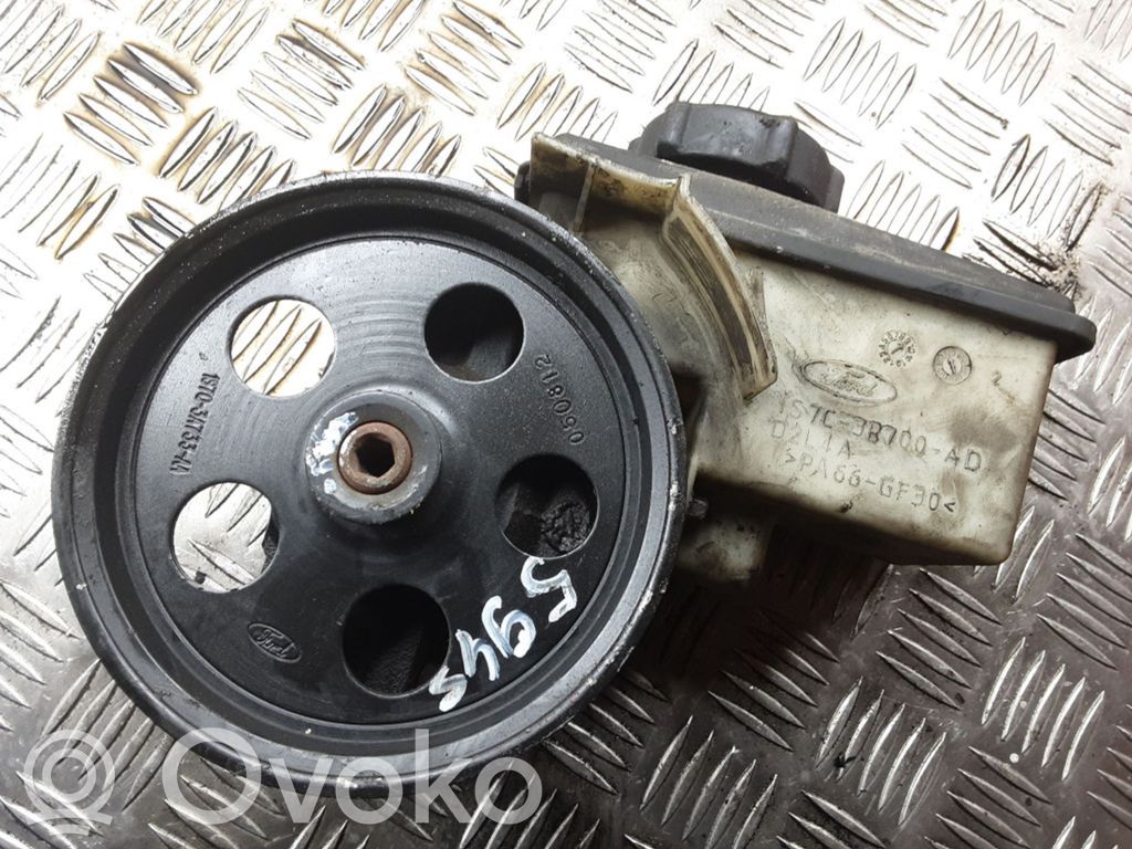 Ford Mondeo Mk III Ohjaustehostimen pumppu 