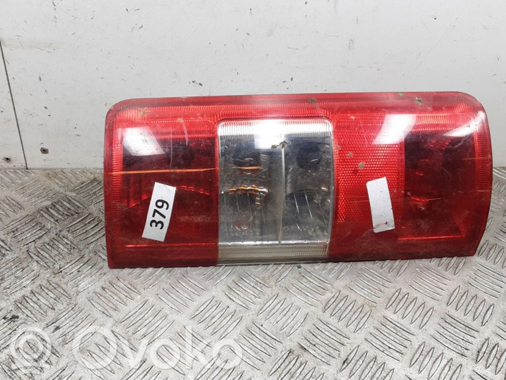 Luz trasera/de freno   122731,211413N412AB