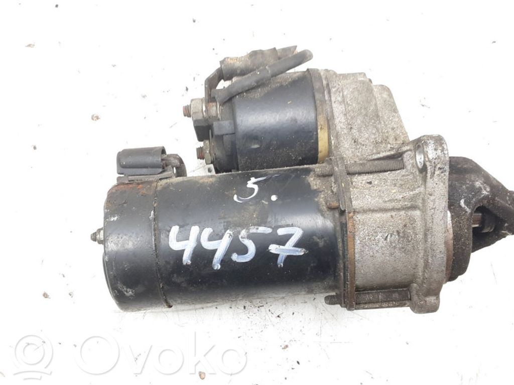 Starteris   4457