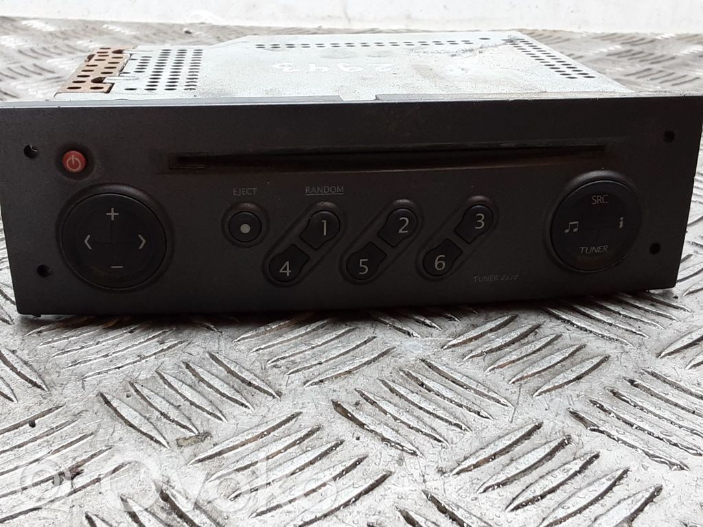 Renault Scenic II -  Grand scenic II Panel / Radioodtwarzacz CD/DVD/GPS 