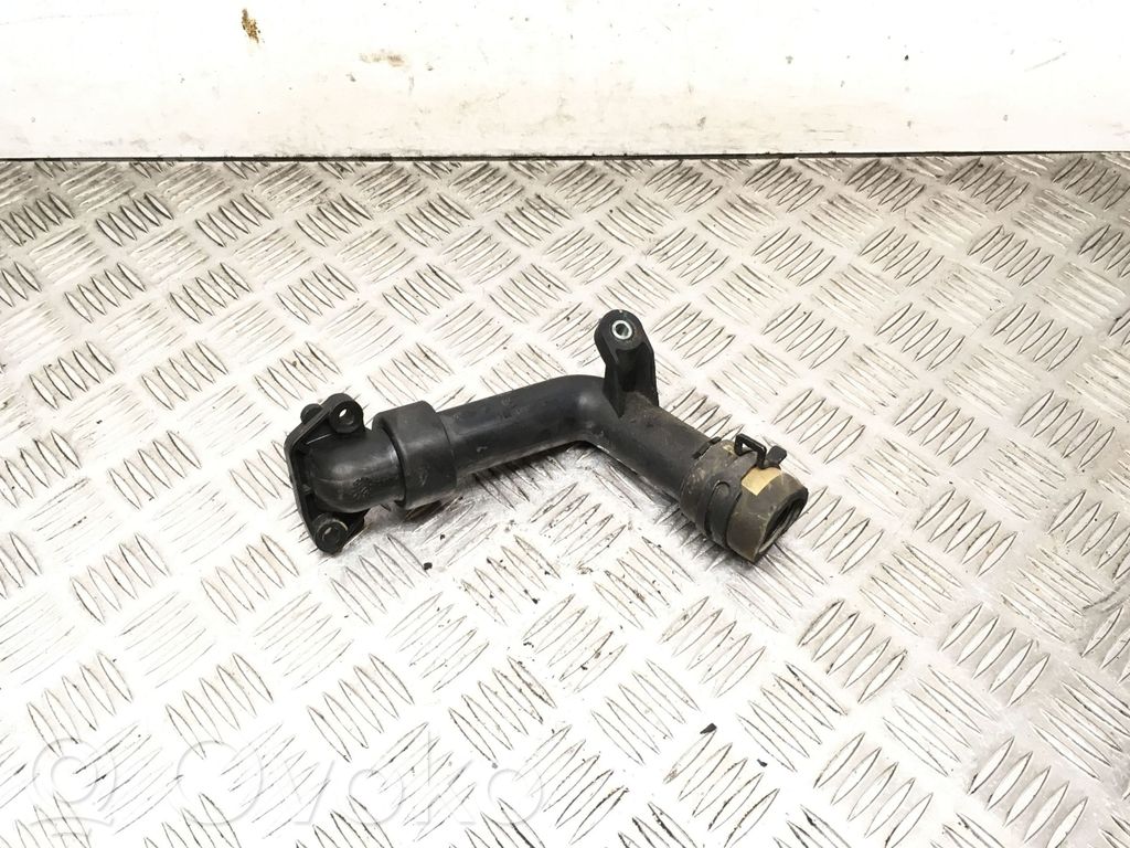 Renault Clio III Moottorin vesijäähdytyksen putki/letku 