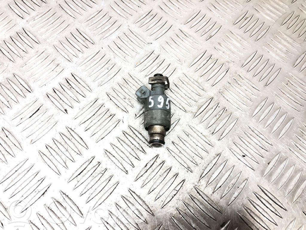 Opel Vectra B Inyector de combustible 