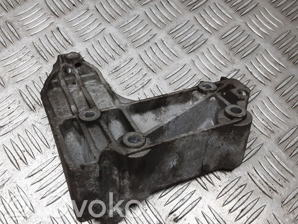 BMW 1 E81 E87 A/C compressor mount bracket 