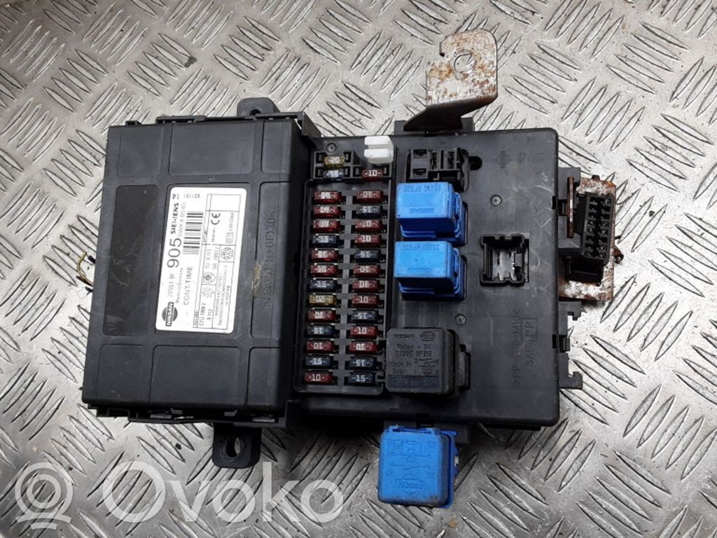 Nissan Primera Fuse module 