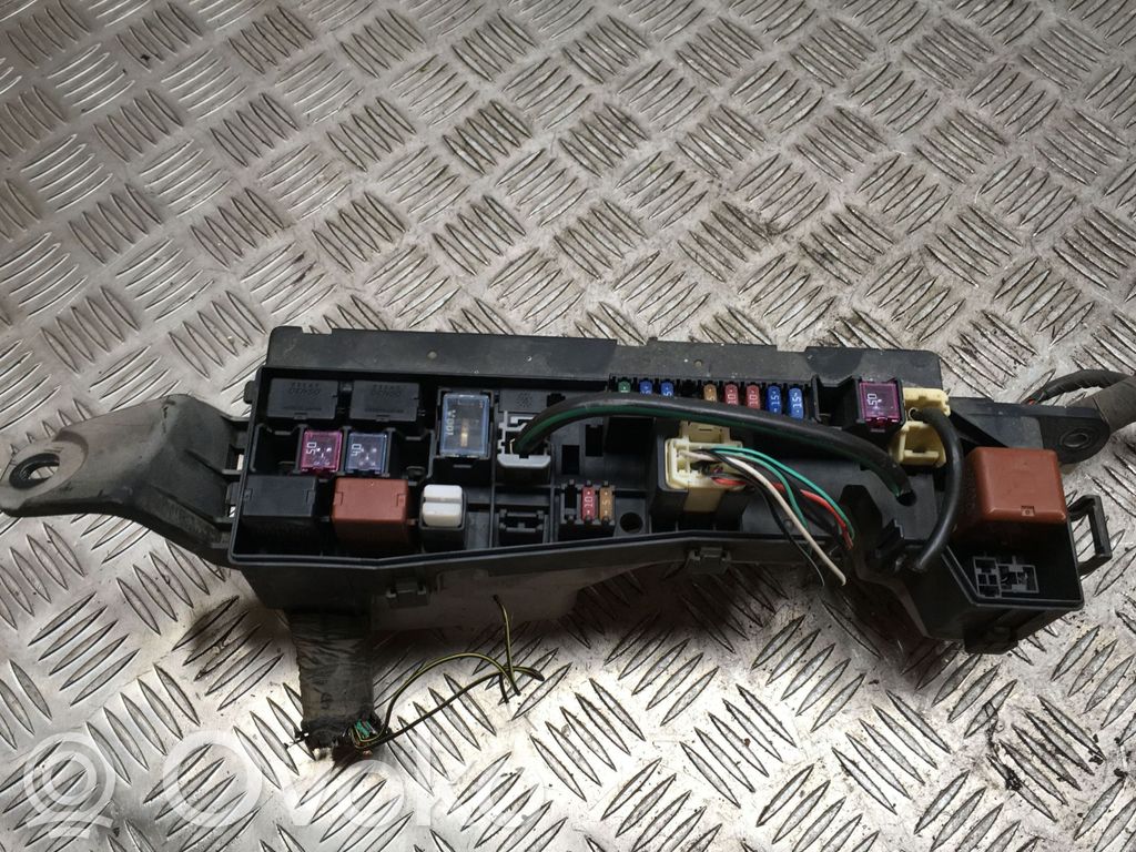 Toyota Corolla E120 E130 Modulo fusibile 