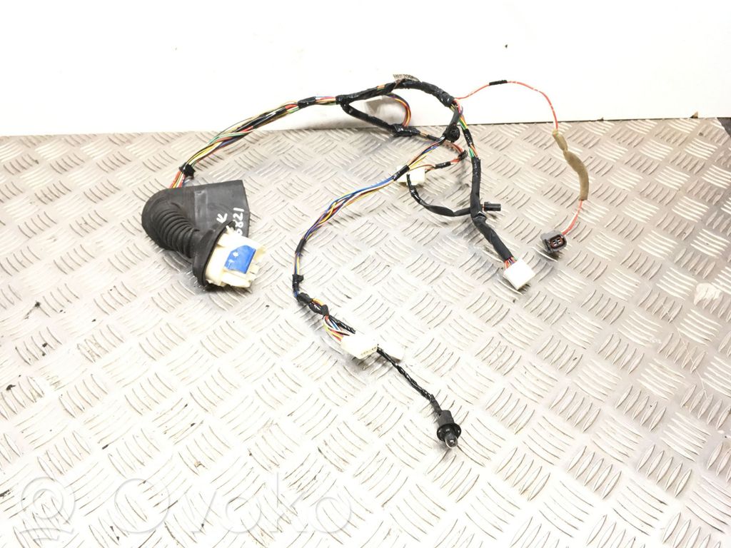 Etuoven johtosarja   A67200A,5030800002,71588146