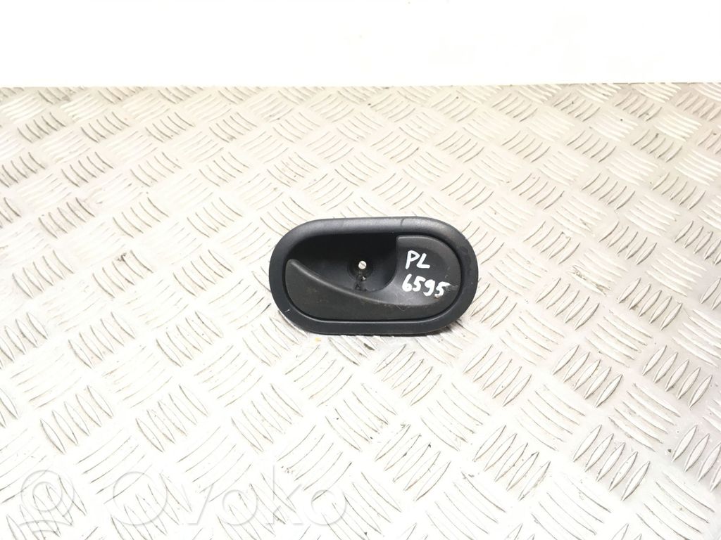 Manecilla interna puerta delantera   310580