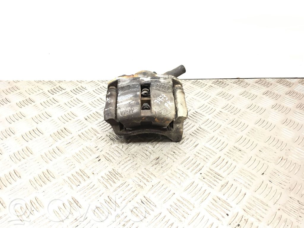 Zacisk hamulcowy przedni   82481U,82475IUK,075L,133415