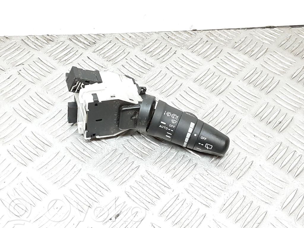 Wiper control stalk