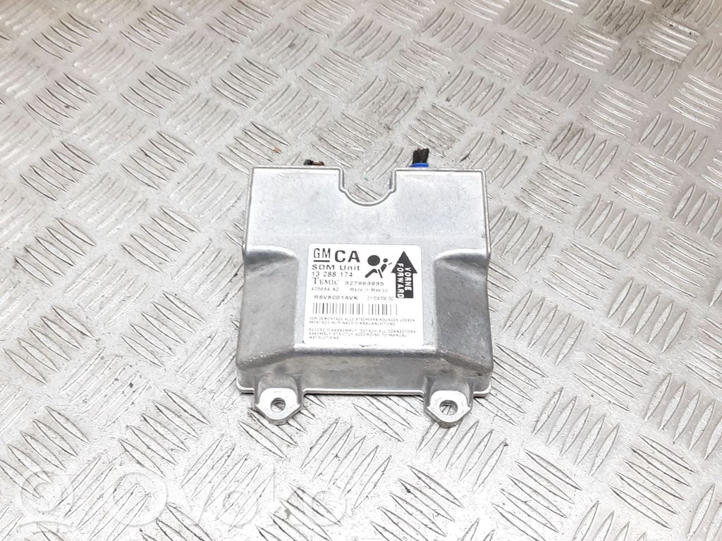 Opel Astra H Airbag control unit/module 