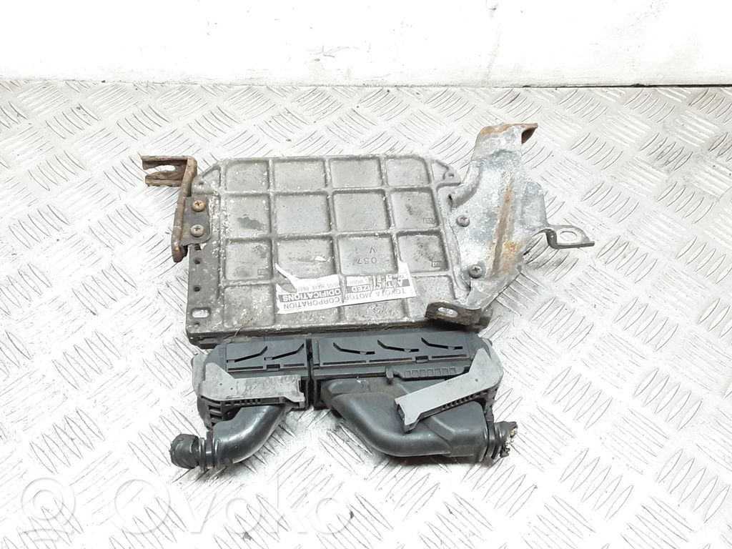 Engine control unit/module   1758009481,8966153701