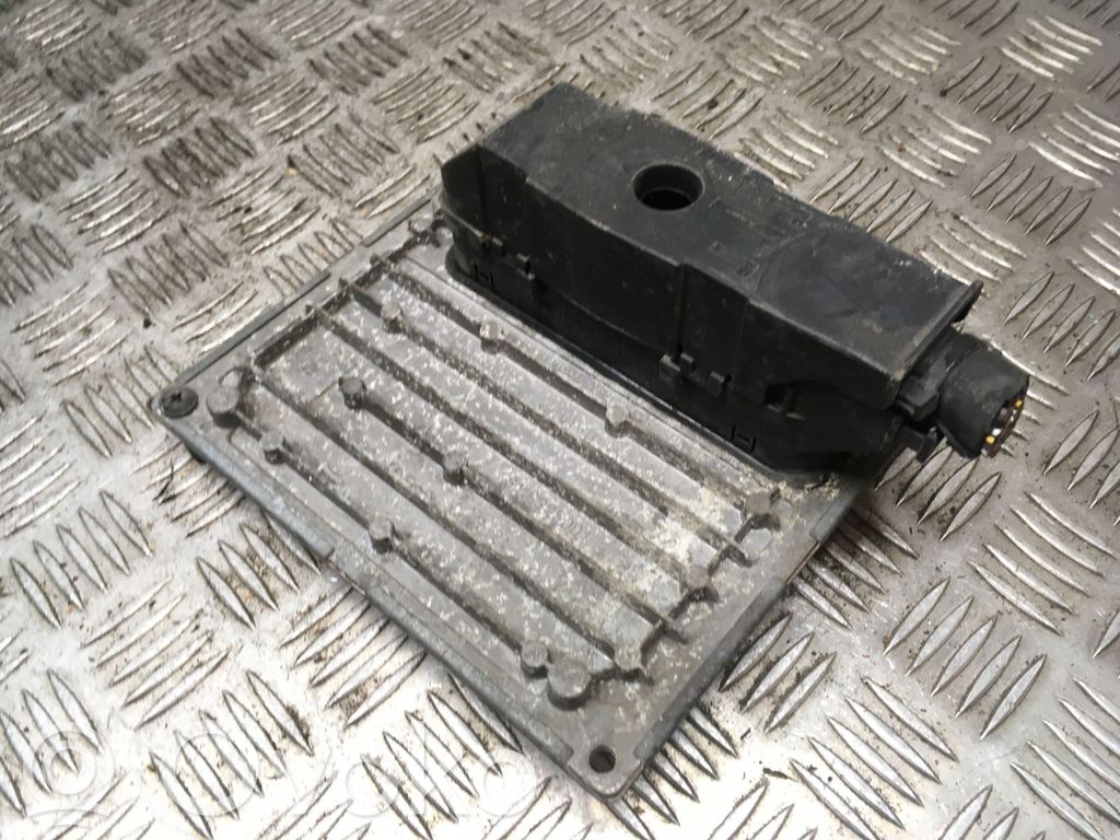 Unidad de control/módulo del motor   5M5112A650,5M5112A650GE,S118934103,250490296,6MPE,J38AC