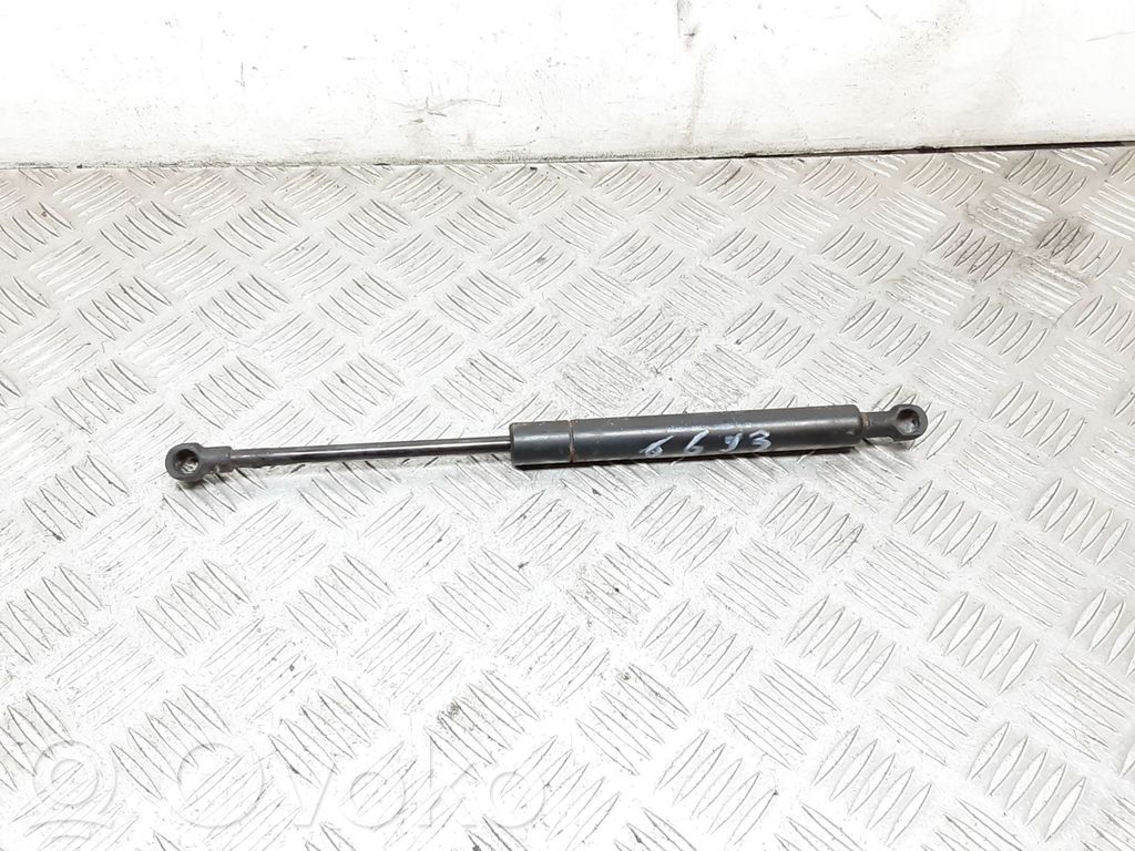 BMW 3 E46 Takaluukun tuen kaasujousi 