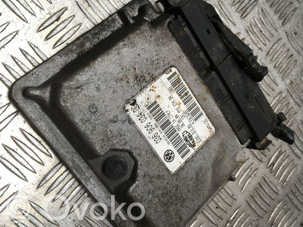 Seat Cordoba (6L) Sterownik / Moduł ECU 