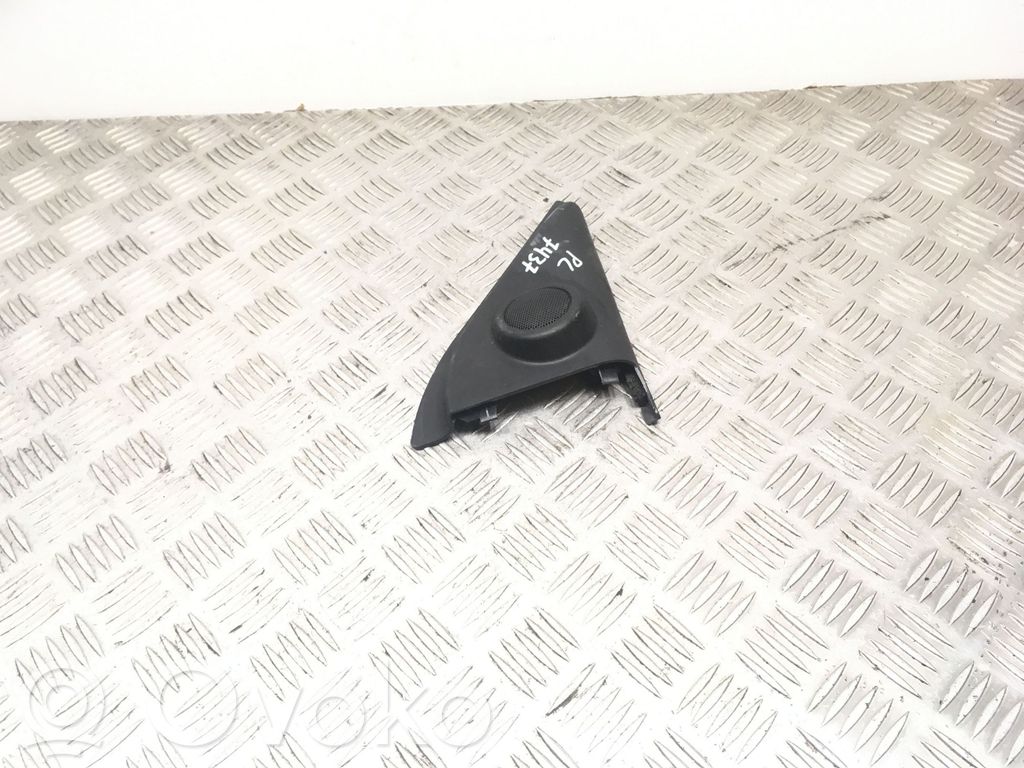 Suzuki Swift I Difuzor ușă față 