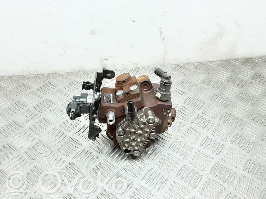 Citroen C4 I Picasso Fuel injection high pressure pump 