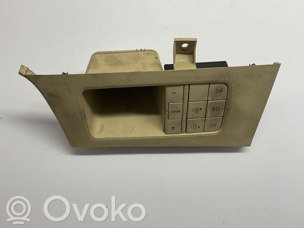 Light switch   12000397