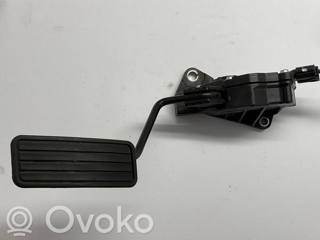 Subaru Outback Gaspedal 